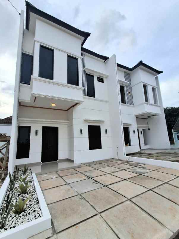 rumah murah di jatiasih bekasi 2 lantai