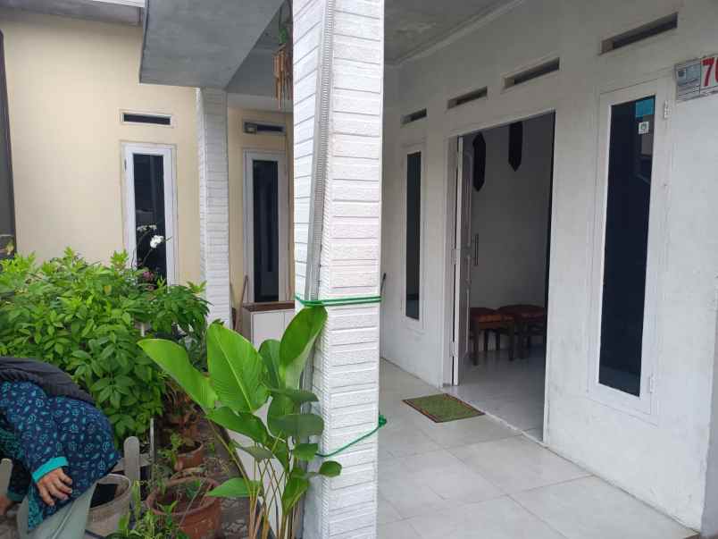 rumah murah second perkampungan di harjamukti depok