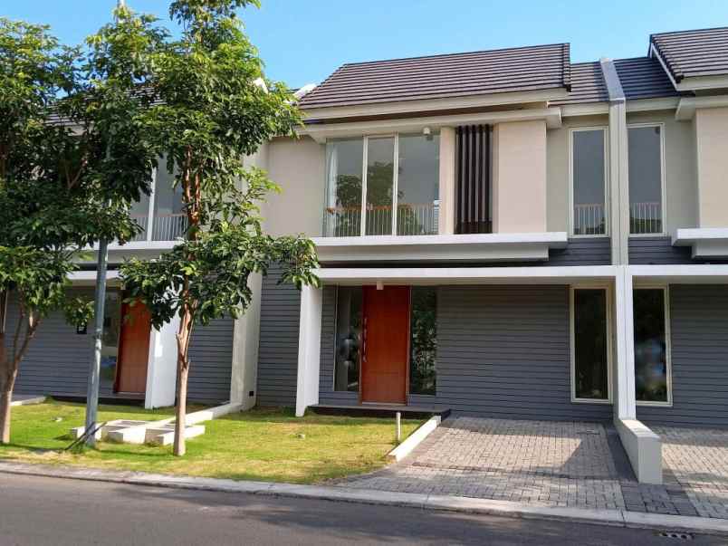 rumah northwest citraland surabaya