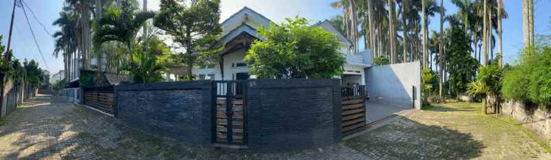 rumah nyaman di dalam perumahan bintaro sektor 9