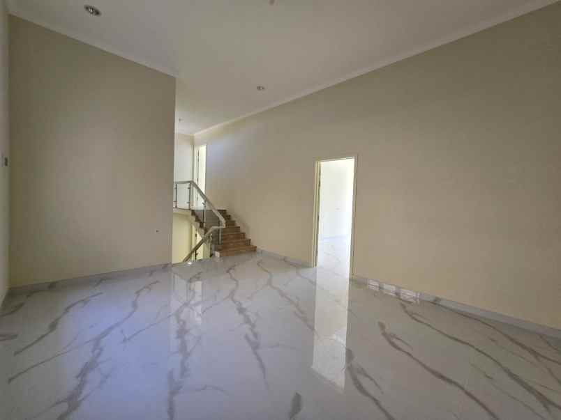 rumah pakuwon city surabaya cluster virginia regency