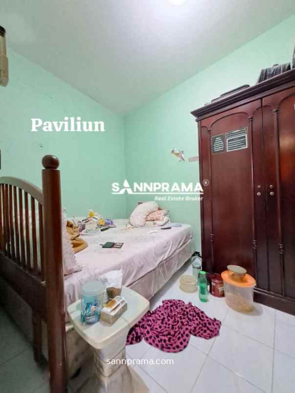 rumah paviliun dengan tanah luas di beji bbgrin