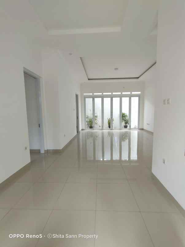 rumah pd labu cilandak jaksel