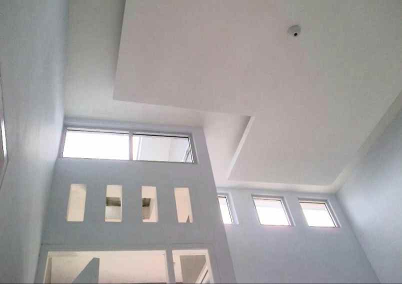 rumah perumahan victoria park jl