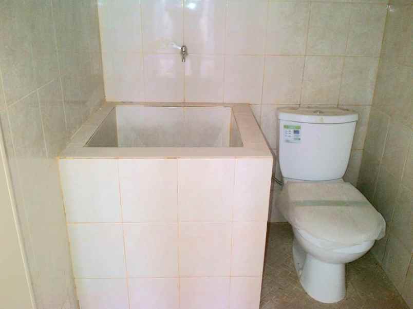 rumah perumahan victoria park jl