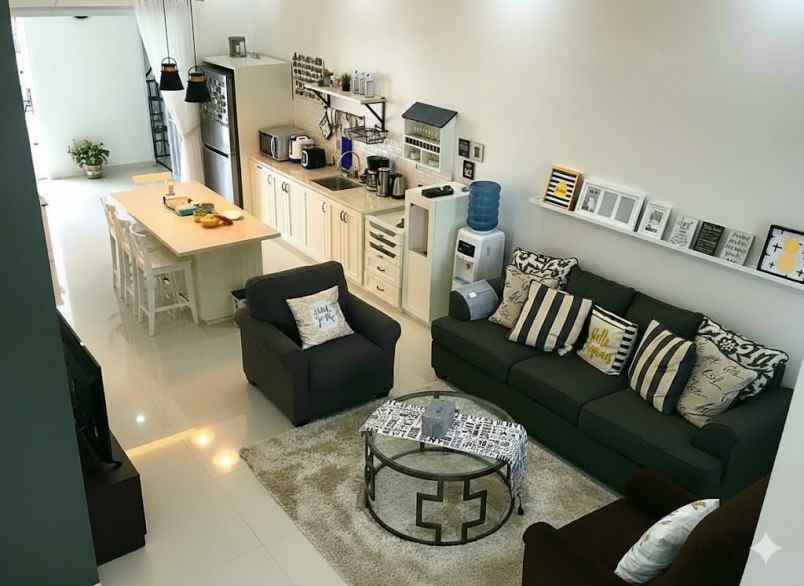 rumah poltangan pejaten timur