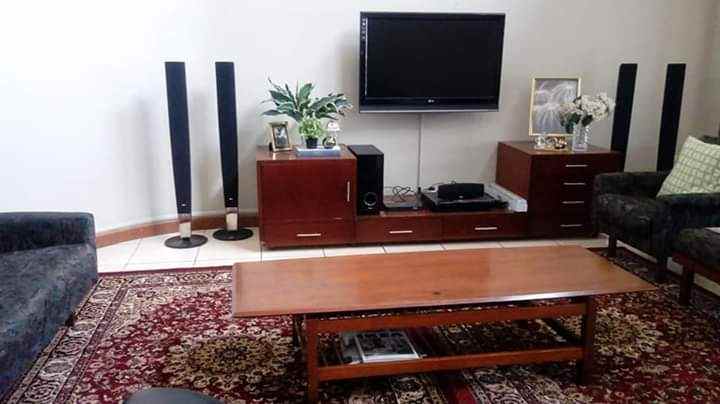 rumah pondok hijau gegerkalong