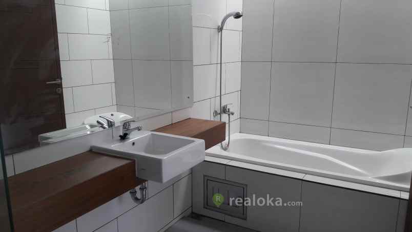 rumah riau re martadinata