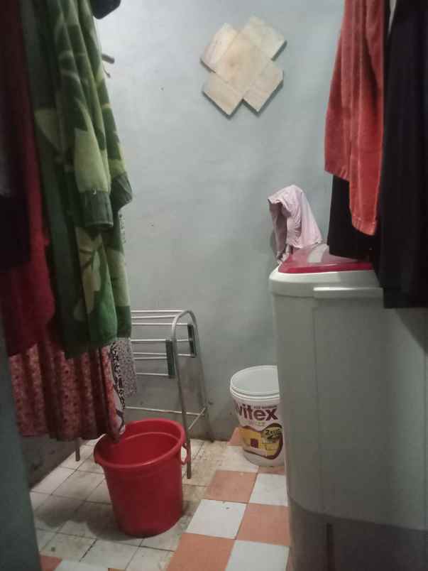 rumah second dalam perumahan oma indah cimanggis depok
