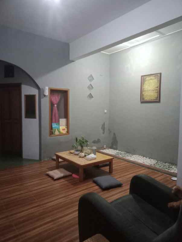 rumah second dalam perumahan oma indah cimanggis depok