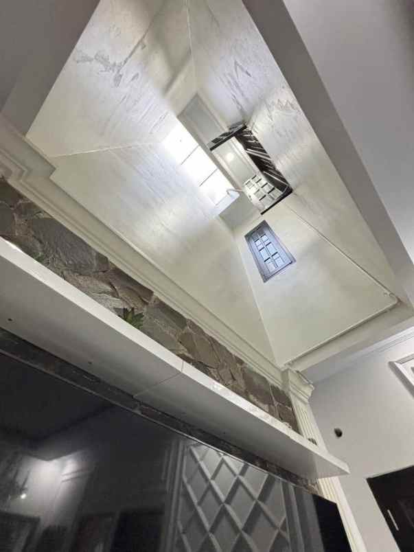 rumah second mewah brigif jagakarsa jakarta selatan