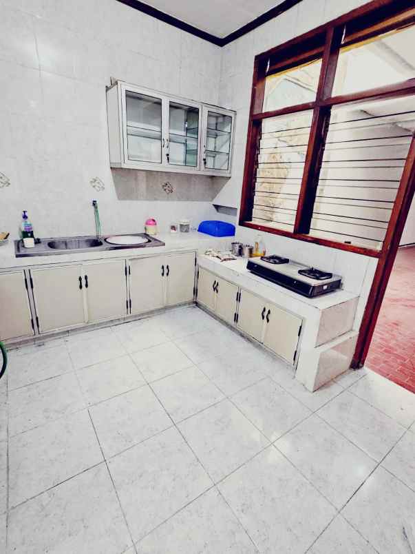 rumah second terawat dharmahusada siap huni nego