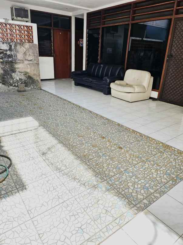 rumah second terawat dharmahusada siap huni nego