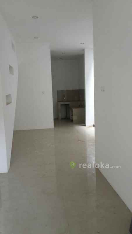 rumah setraduta setrasari