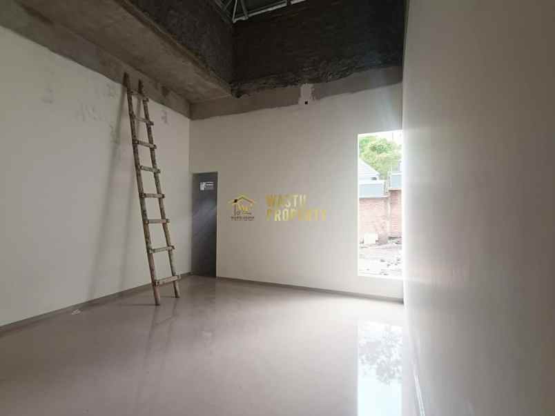 rumah siap huni di dalam cluster sleman