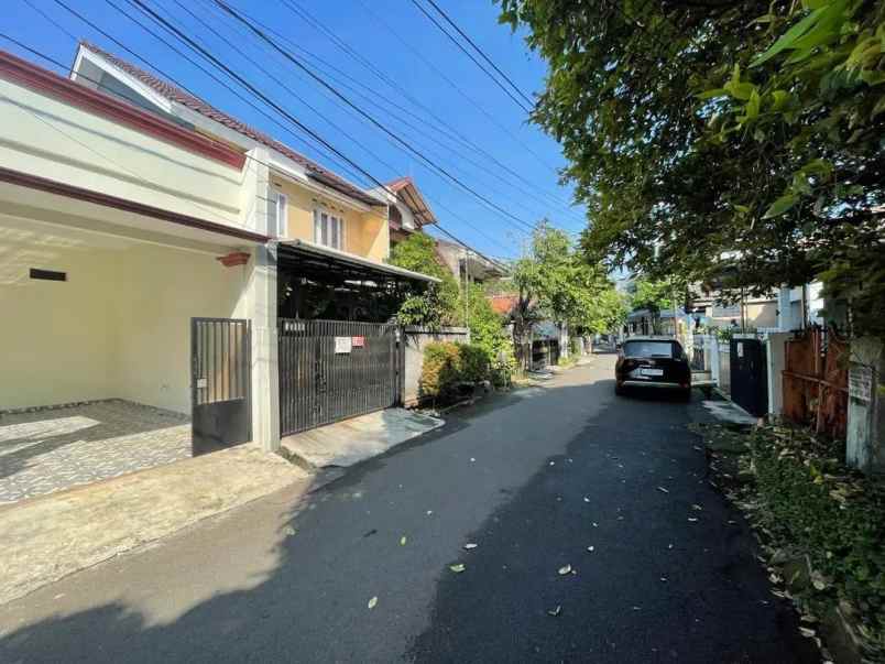 rumah siap huni di pondok bambu permai jakarta timur