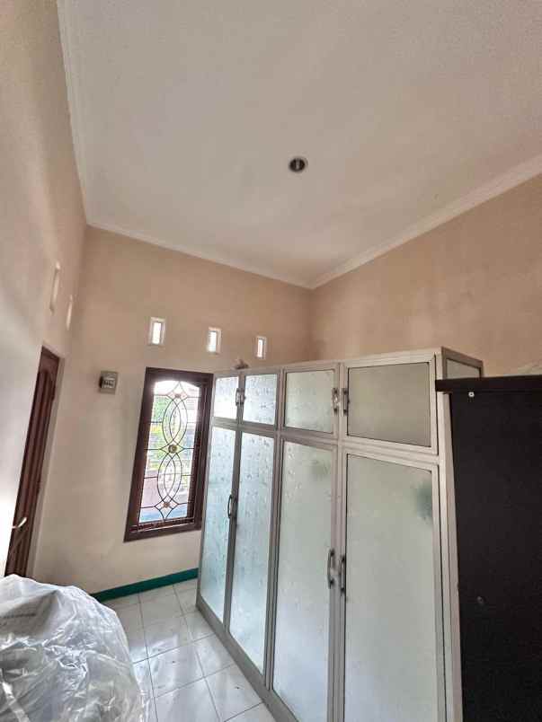 rumah siap huni full renovasi mangunharjo tembalang