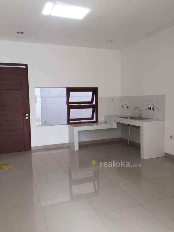 rumah sukahaji setraduta