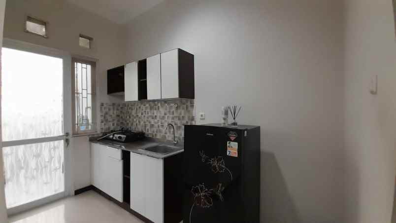 rumah sukolilo mulia strategis siap huni full furnish