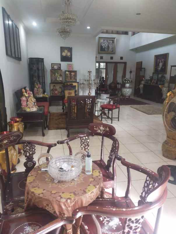 rumah taman bougenville estate jatibening bekasi