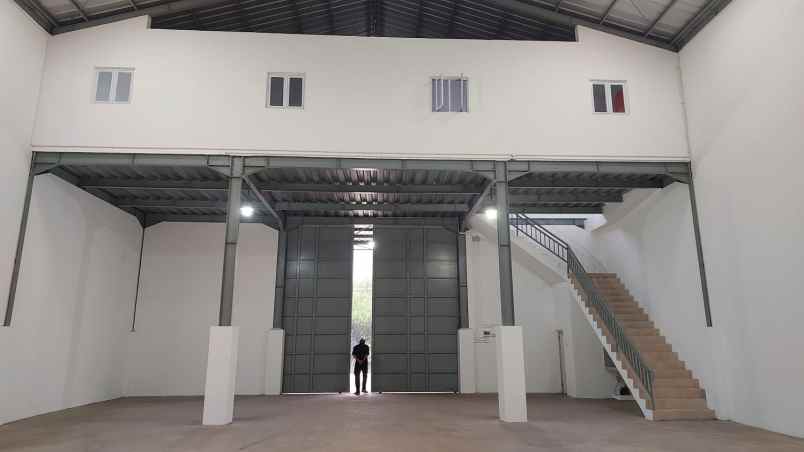 sewa gudang baru perternakkan cengkareng jak bar