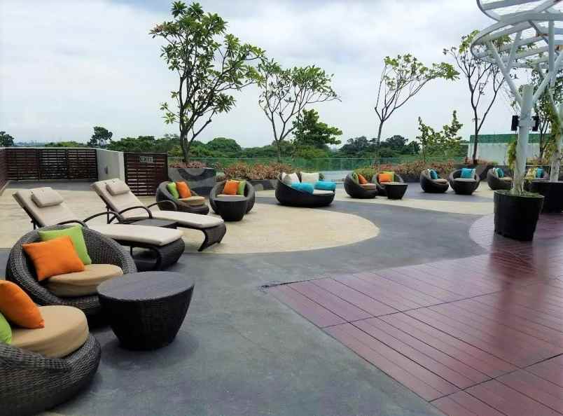 u residence studio ff 0 1twstephen b3