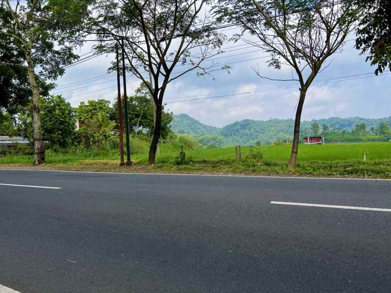 villa jl raya solo tawangmangu