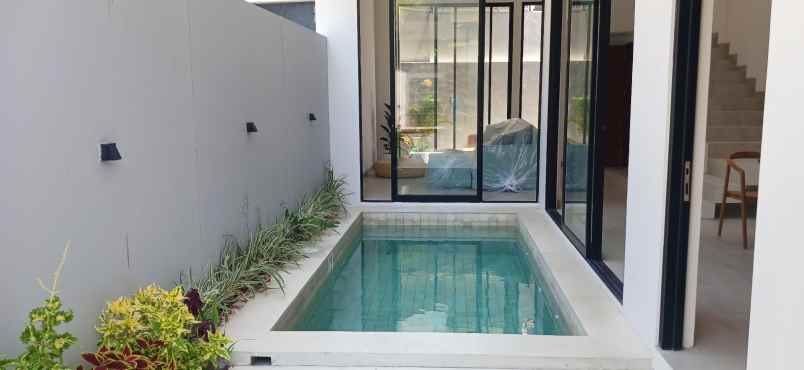 villa leasehold furnished kerobokan badung bali