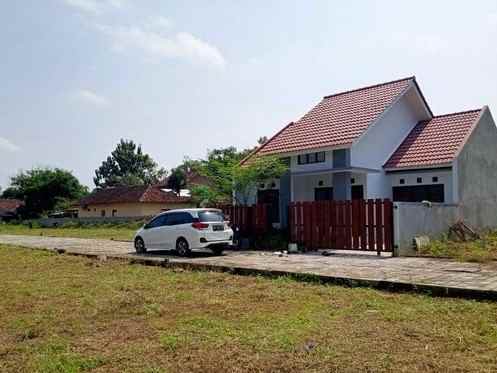 153 m barat pemda sleman dalam cluster