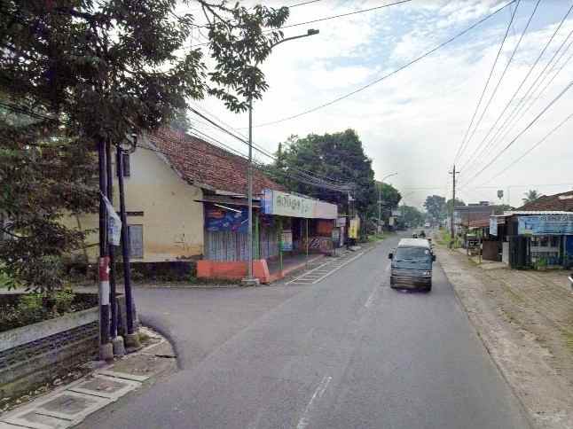 153 m barat pemda sleman dalam cluster