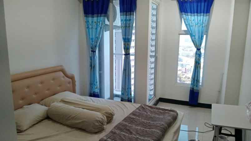 amor pakuwon city lantai 26 studio semi furnished nego