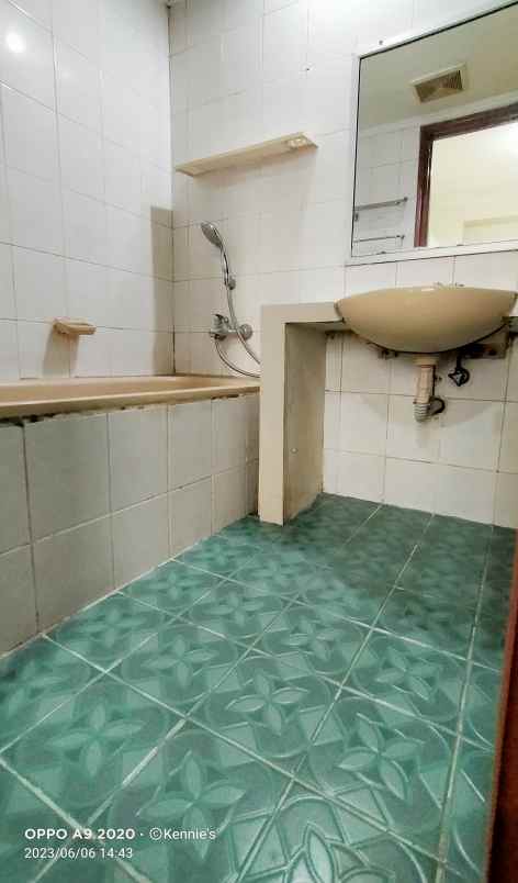 apartemen jl h benyamin sueb