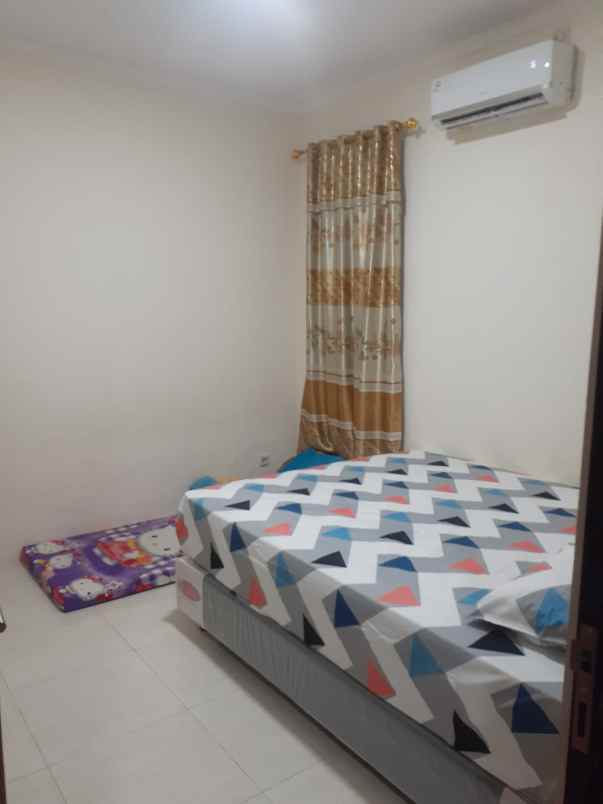 dekat kampus umy rumah elegan 2 lantai kasihan bantul