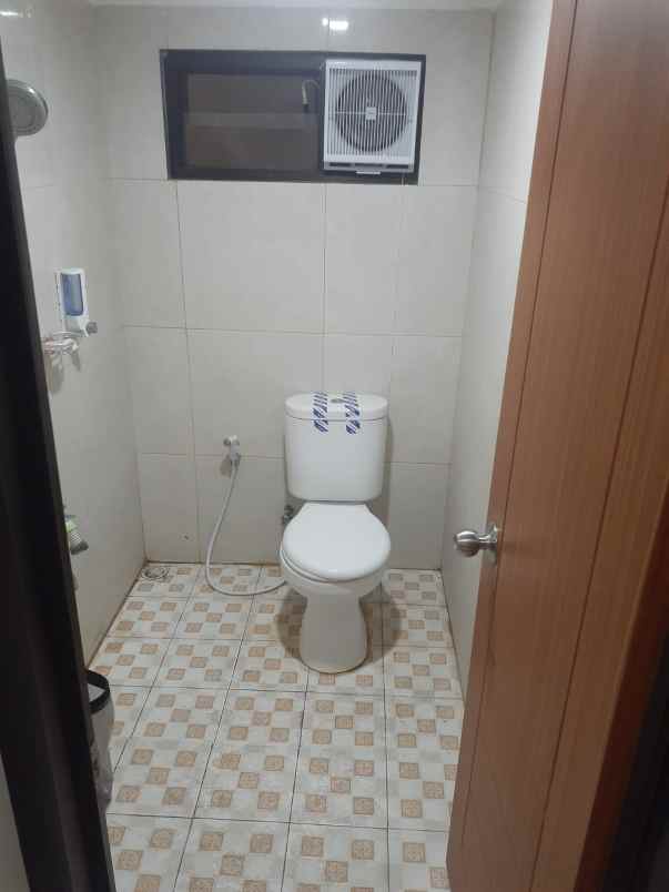 dekat kampus umy rumah elegan 2 lantai kasihan bantul