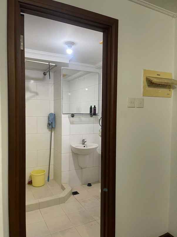 dijual apartemen pakuwon indah waterplace