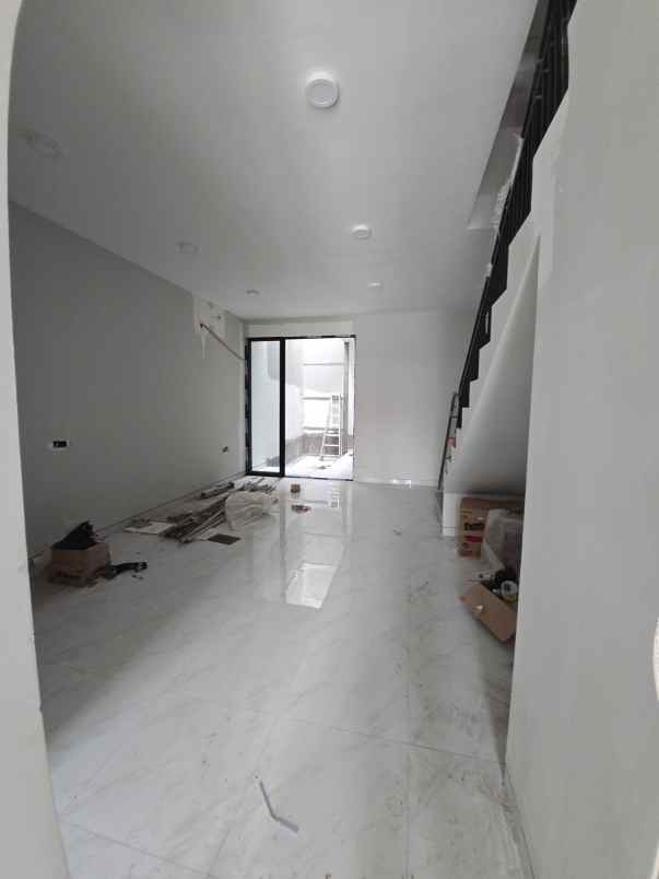dijual apartemen semalang indah