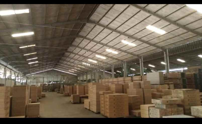 dijual gudang di krian