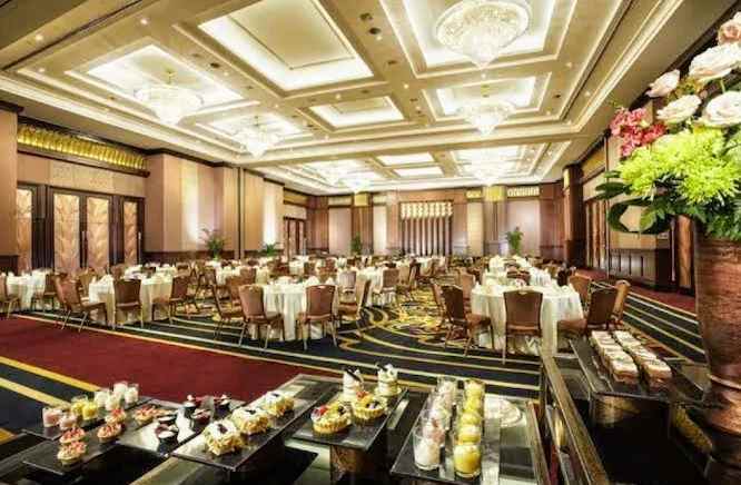 dijual hotel bintang 5 di pusat bandung