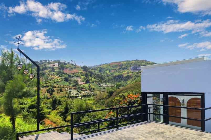 dijual kosan sangat mewah di dago bandung