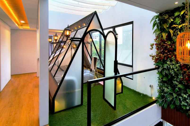 dijual kosan sangat mewah di dago bandung