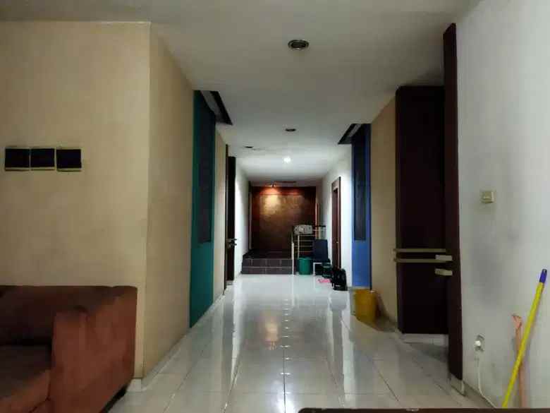 dijual kost aktif dan strategis di kemanggisan