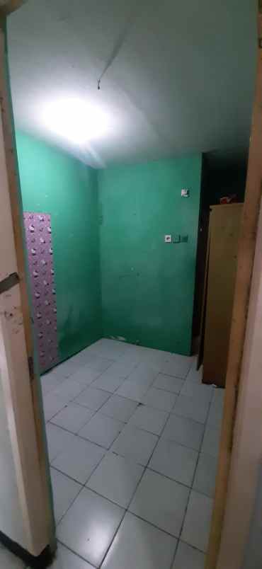dijual kost area dekat pondok indah mall