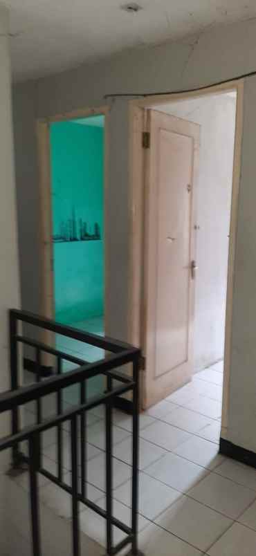 dijual kost area dekat pondok indah mall