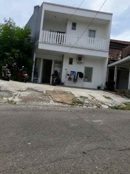 dijual kost jl bougenville permai 6