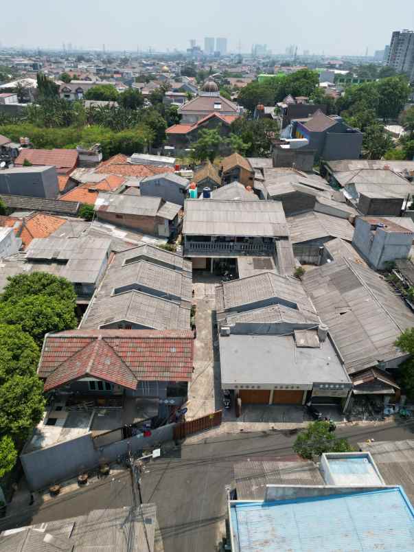dijual kost jln pondok kelapa duren