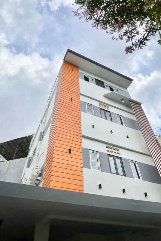 dijual kost tomang