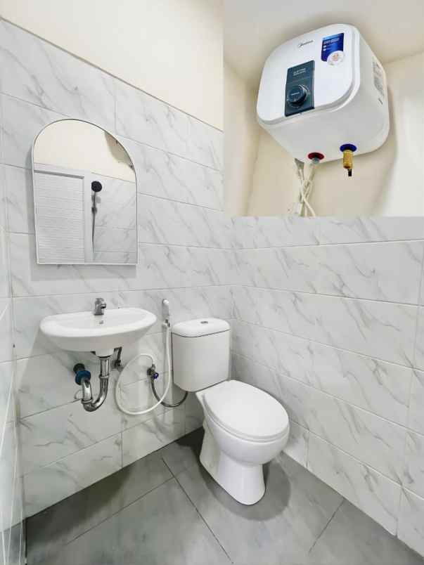 dijual kost tomang