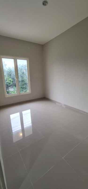 dijual murah rumah kutisari indah surabaya