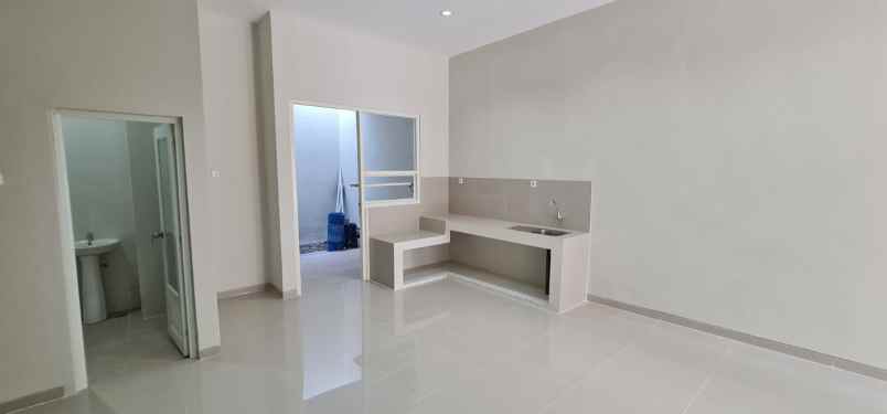 dijual murah rumah kutisari indah surabaya