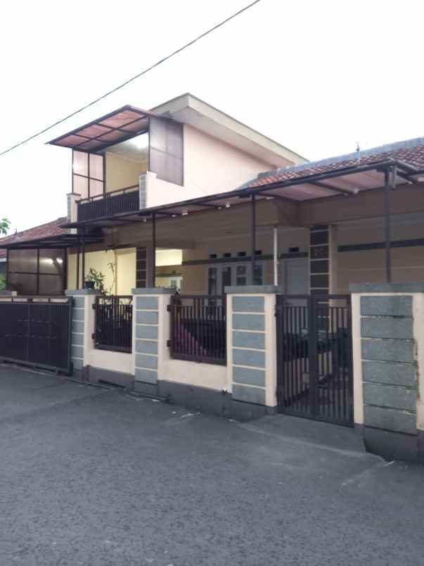 dijual murah rumah siap huni di komplek margahayu kopo